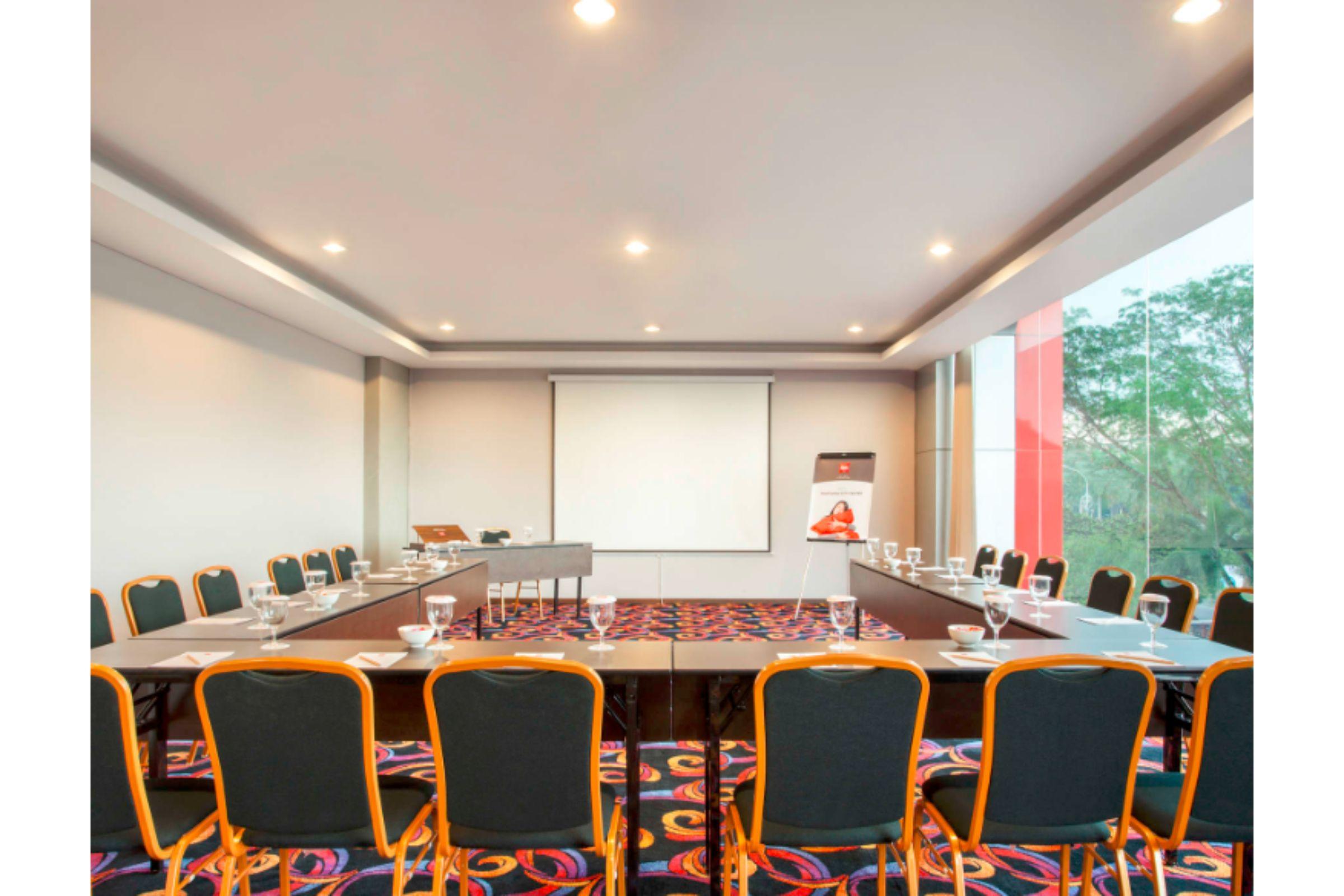 Ibis Pontianak City Center Zewnętrze zdjęcie